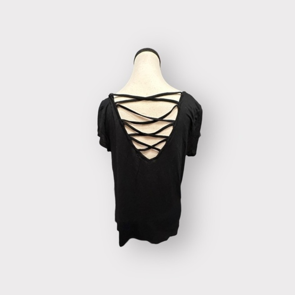 Women’s Basic Ardene Strap Back Tee L